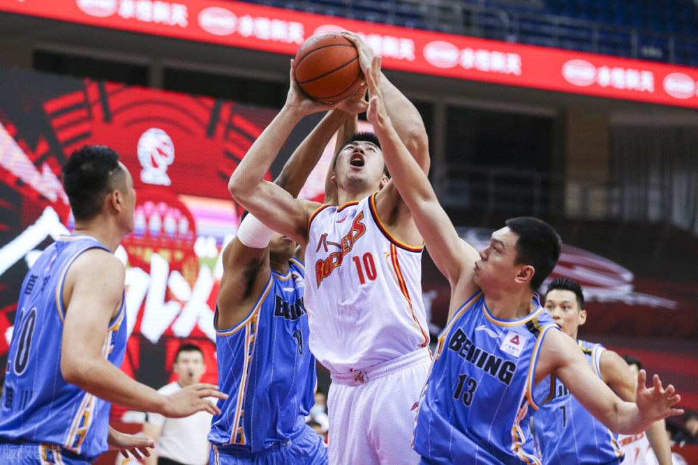 关于今晨体能课后，布莱顿刷新队史纪录备战德甲，信心回归，阵容厚度经受考验的信息